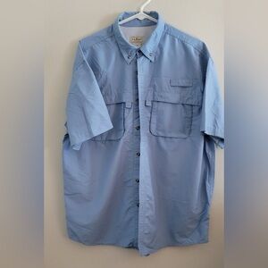 - LL Bean, men’s tropicwear, shortsleeved shirt. Large. Light Blue.